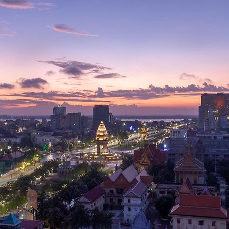 Arison Hotel Phnom Penh Exterior photo